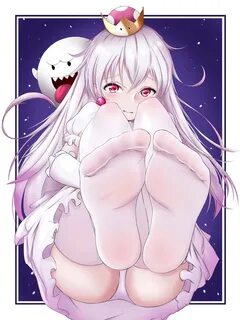 Princess King Boo :: pictured feet :: Super Crown :: footfet
