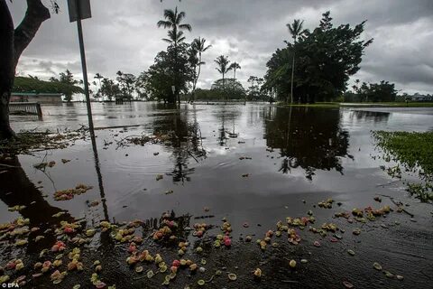 Rain continues to pound Hawaii as the once-powerful Hurrican