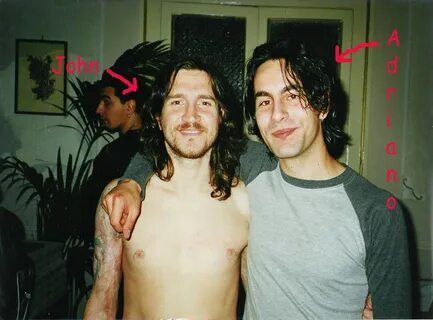oh my god, look at the awful scars on john frusciante's ar. 