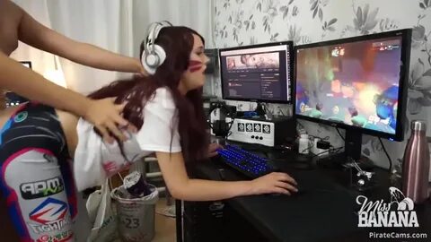 D.Va having a quickie while gaming