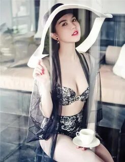 Ngoc Trinh Beautiful sexy in new Album - Viet Nam Bikini Mod