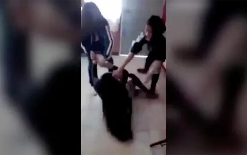 Golpean a alumna de secundaria y le gritan "eres una buena p