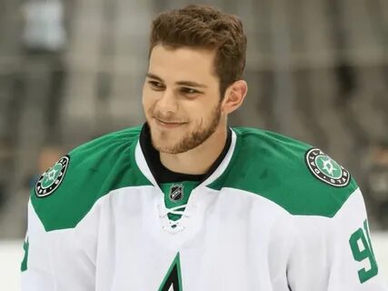 25 Hot Hockey Players In The NHL To Pay Attention To - Socie