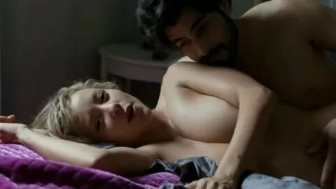 Angelica Blandon, Laura Aleman nude - Fragmentos de Amor (20