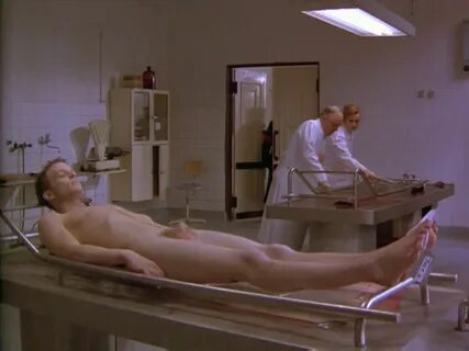 Rupert Penry-Jones nudo in "Delitto di stato" (1994) - Nudi 