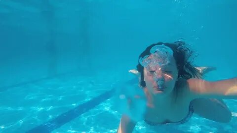 Drowning Teen Swimming Panic Underwater Pool: ว ด โ อ ส ต อ 