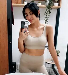 Intip 8 Potret Body Goals Tyas Mirasih, Bikin Kaum Adam Susa