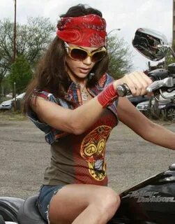 Pin by Bean Styled on Biker Chic Biker girl style, Lady bike