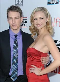 Alex Weed and Fiona Gubelmann Large Picture - Large Photo of