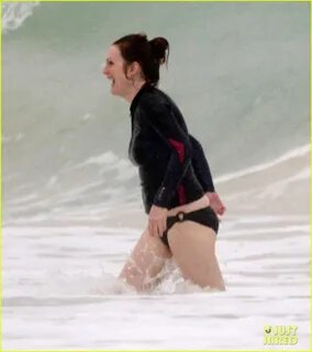 Julianne Moore: Family Beach Day in Mexico!: Photo 3023824 B