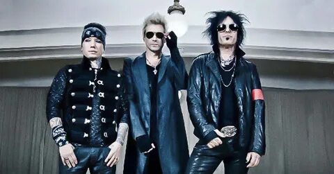 SIXX AM ANNOUNCE PLANS FOR 2016 - Mayhem Music Magazine