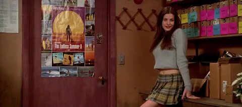 A look at Empire Records stylish costumes on it's 25th anniv