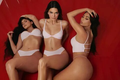 Kendall Jenner, Kylie Jenner and Kim Kardashian in Photoshoo