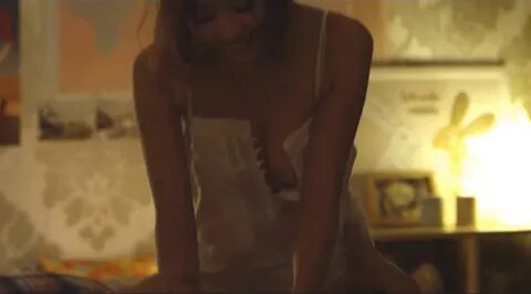 조보아 데뷔 후 유일한 베드씬 