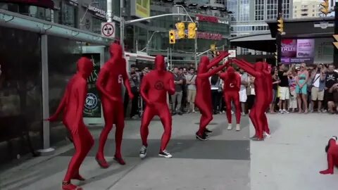 City Chase- Morphsuit Flashmob - YouTube