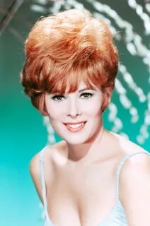 Lucindaville: Famous Food Friday -- Jill St. John James bond