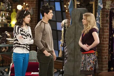 Picture of David Henrie in Wizards of Waverly Place (Season 