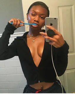 sexy black girl selfie - atmosfera-club.ru.