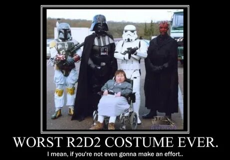 WORST R2D2 COSTUME EVER I mean, if you're not even gonna mak