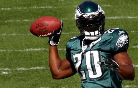 Brian Dawkins, Kevin Mawae among finalists for Pro Football 