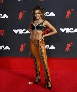Tinashe Looks Crazy at the 2021 MTV Video Music Awards (24 P