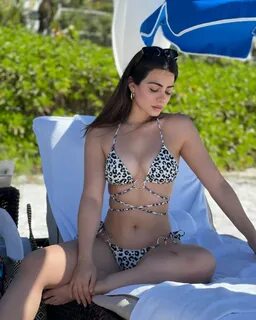 Emeraude toubia sexy