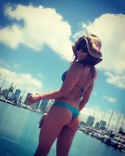 Kairi Sane with the priate’s booty - Imgur