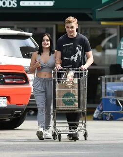 Ariel Winter grocery shopping at Whole Foods -10 GotCeleb