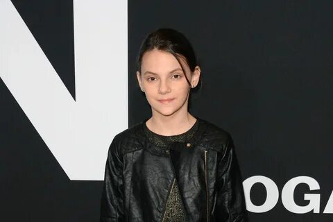 Dafne Keen HD Wallpapers 7wallpapers.net