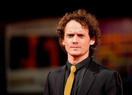 Anton Yelchin Wallpapers Images Photos Pictures Backgrounds