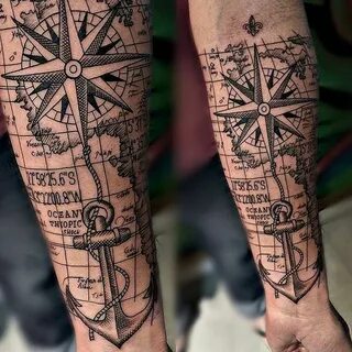 Tattoo com latitude ,longitude de onde os filhos nasceram . 