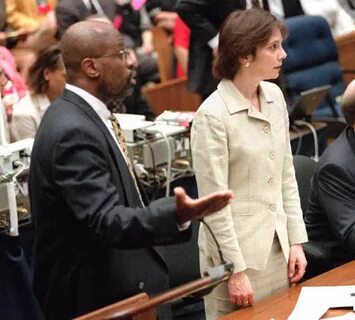 Hvordan mødte marcia clark christopher darden? 'the people v