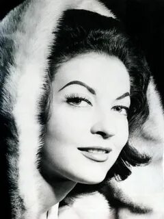 Maricruz Olivier (1935-1984) Fue una actriz mexicana. Estudi