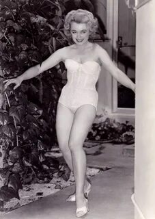 Carol Burnett was a hot babe in her prime! Page 2 - Literoti