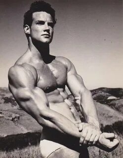 Young Steve Reeves, 1949 - Bygonely