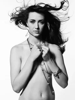 Madeline Zima image