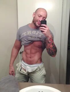 33yo pornstar Jordano Santoro shows his perfect body and big
