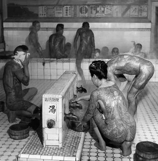 Yakuza Public Baths, Japan, 1947, Horace Bristol . Bw photo,