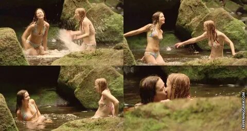 Emily Blunt Nude The Fappening - Page 2 - FappeningGram