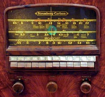 Stromberg-Carlson Model 440M Console Radio (1939)