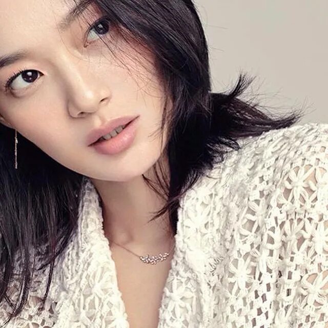 Shin Min Ah.