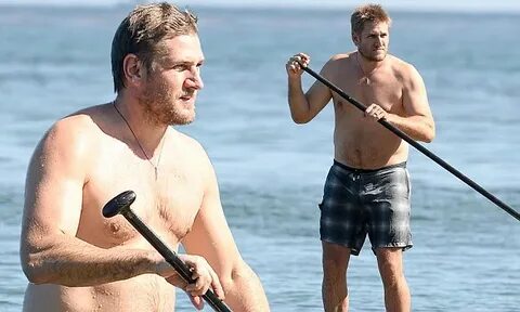 Curtis Stone reveals a rounder physique as he goes shirtless