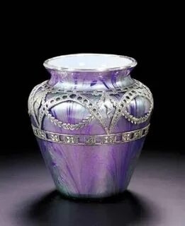 purple vase Mounted vase, Glass art, Purple glass
