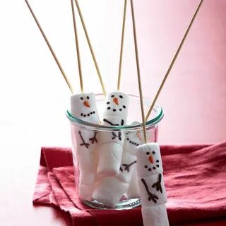 Williams Sonoma Marshmallow Snowmen on Sticks, Set of 4 Mars