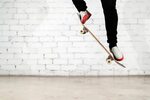 How to ollie on a skateboard Skateboard, Skateboarding trick