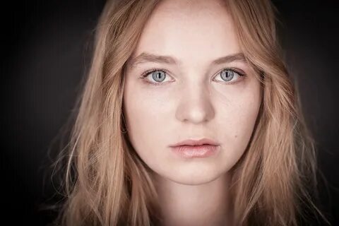 Polish actress Michalina Labacz - Portrait photoshoot Portra
