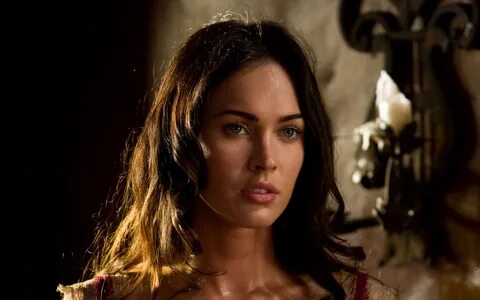 2880x1800 2019 Megan Fox 4k Macbook Pro Retina HD 4k Wallpap