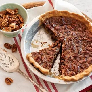 Chocolate-Pecan Pie - Taste of the South Recipe Chocolate pe