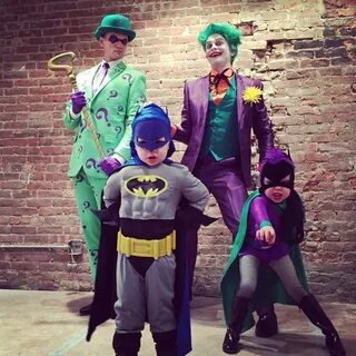 Neil Patrick Harris and his families halloween costumes. - I