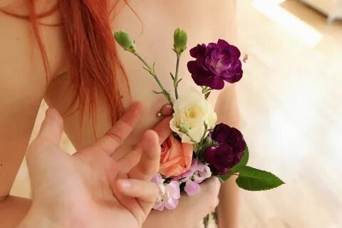 Insuh Yoon's floral arrengements - Alrincon.com